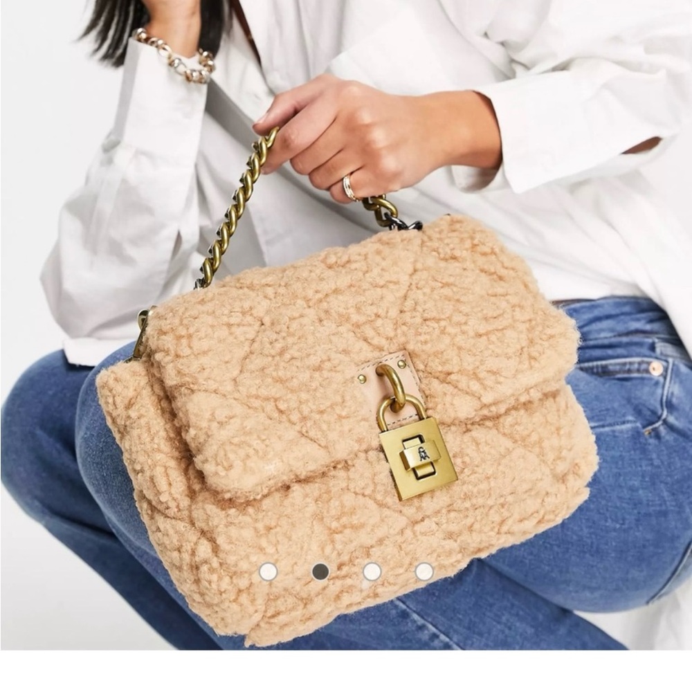 Steve Madden Tan Sherpa Quilted Bag – Like New